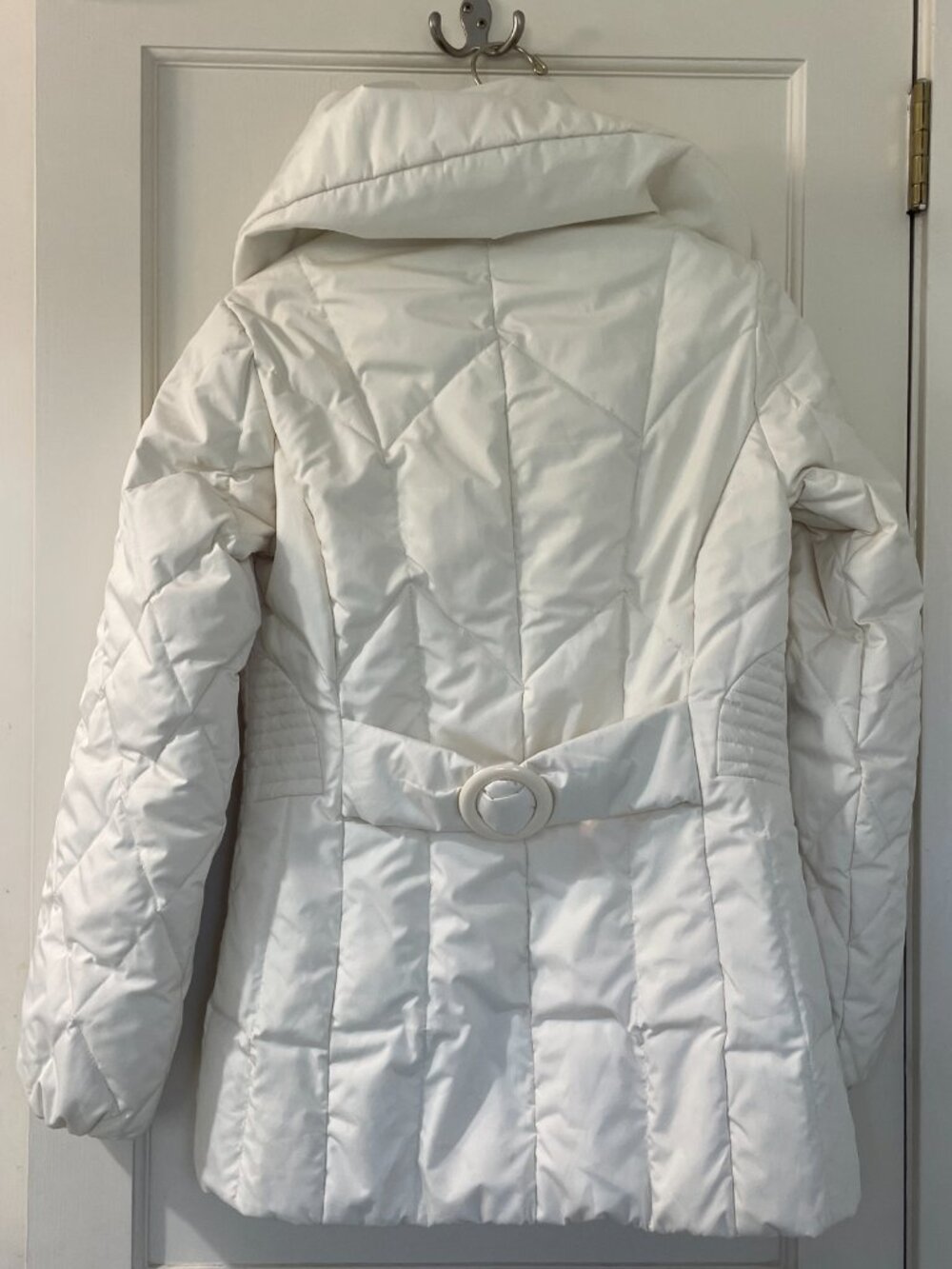 Larry Levine Down White puffer Jacket. Size XS High Collar - Picture 10 of 10